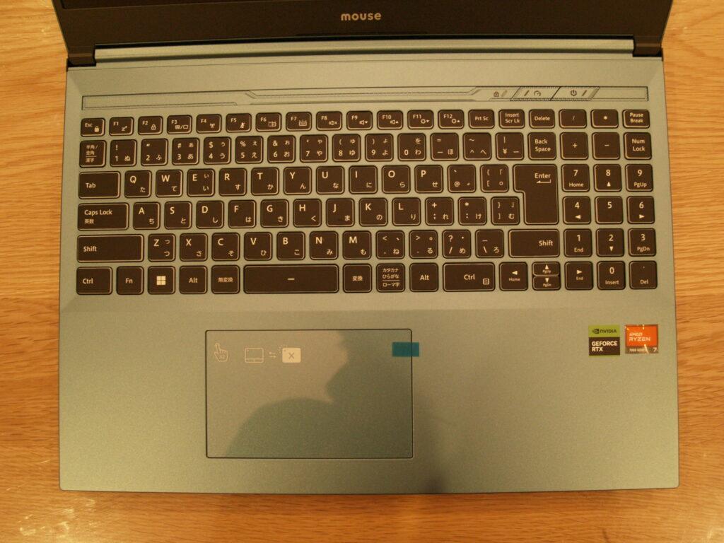 キーボードとスライドパッド：NEXTGEAR J6-A7G60GN-A（J6A7G60GNADCW102DEC）